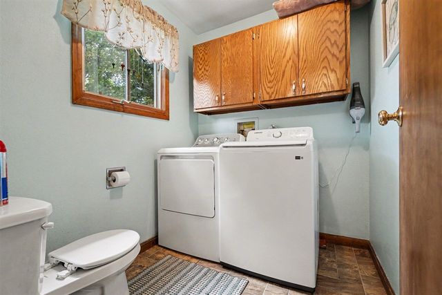 202 E Vermont Avenue, White Pigeon, MI 49099