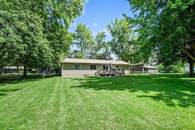 202 E Vermont Avenue, White Pigeon, MI 49099