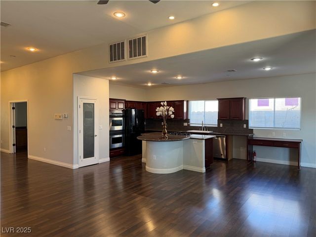 2846 Grande Valley Drive, Las Vegas, NV 89135