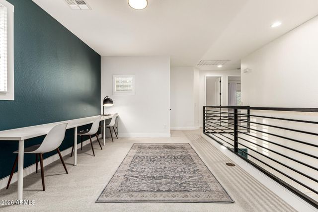 5421 S SANDSTONE Court, Gilbert, AZ 85298