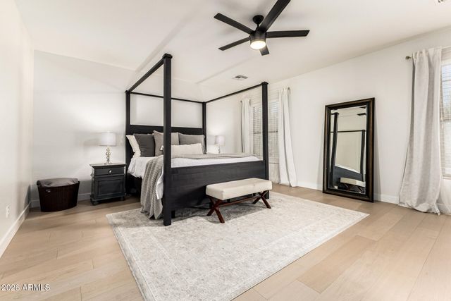 5421 S SANDSTONE Court, Gilbert, AZ 85298