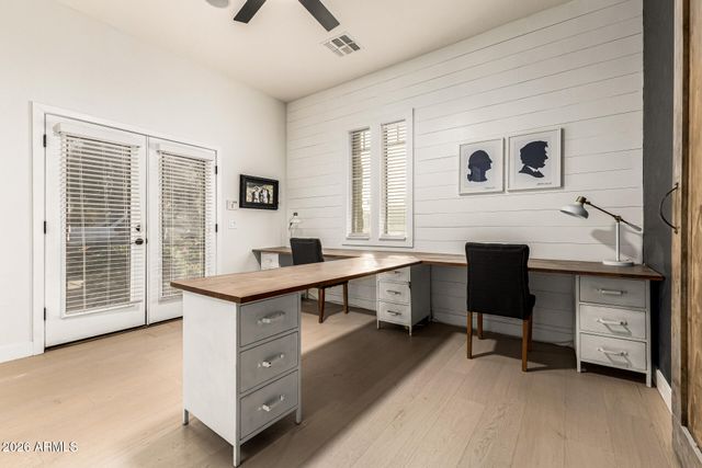 5421 S SANDSTONE Court, Gilbert, AZ 85298