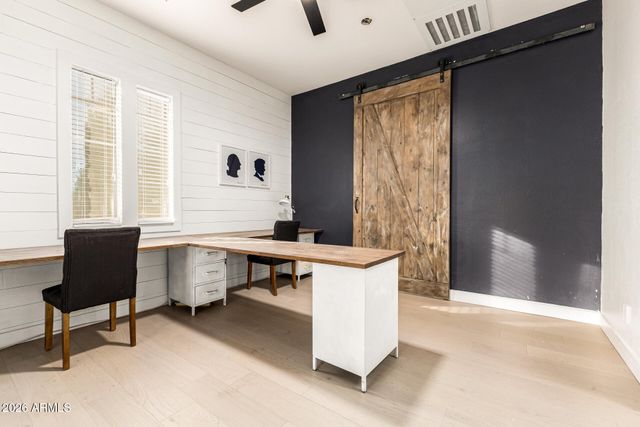 5421 S SANDSTONE Court, Gilbert, AZ 85298