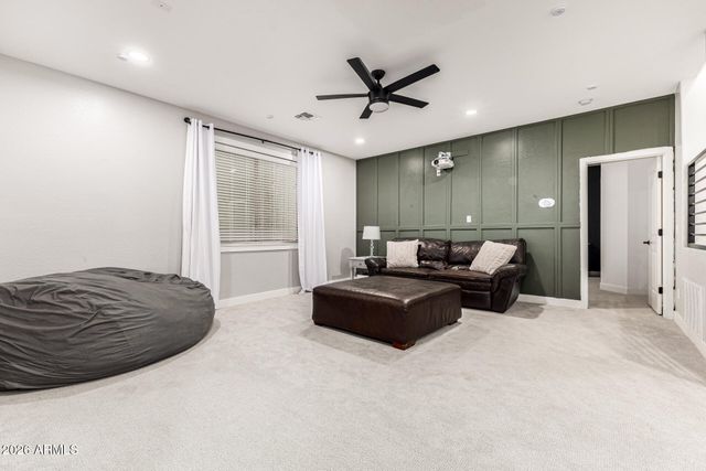 5421 S SANDSTONE Court, Gilbert, AZ 85298