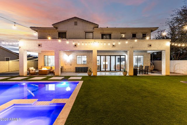 5421 S SANDSTONE Court, Gilbert, AZ 85298