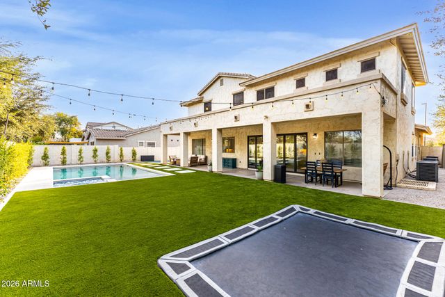 5421 S SANDSTONE Court, Gilbert, AZ 85298