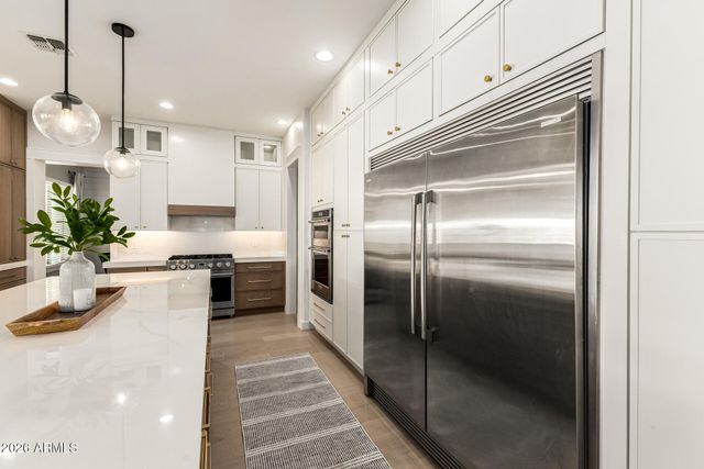 5421 S SANDSTONE Court, Gilbert, AZ 85298