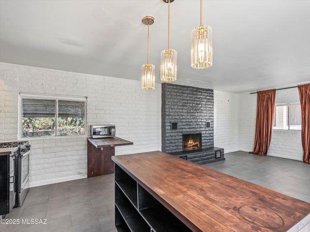 3560 E Wilds Road, Tucson, AZ 85739