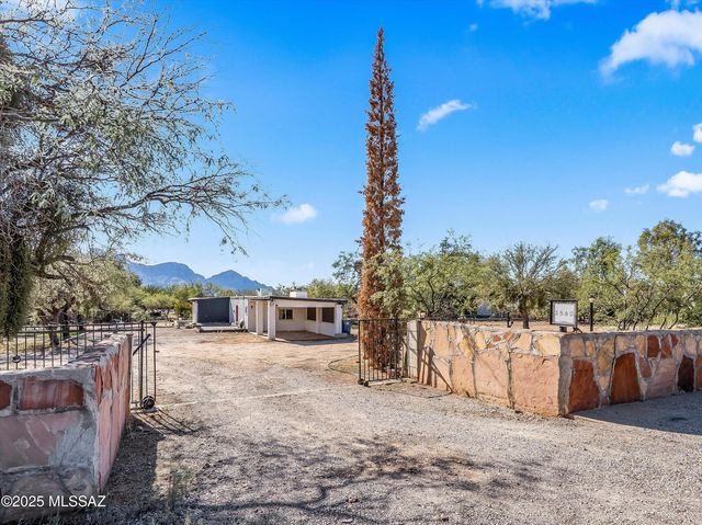3560 E Wilds Road, Tucson, AZ 85739