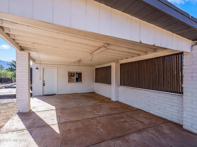 3560 E Wilds Road, Tucson, AZ 85739