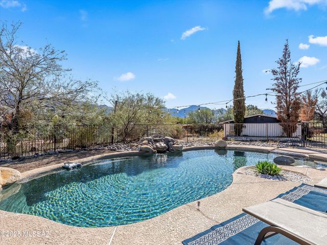 3560 E Wilds Road, Tucson, AZ 85739