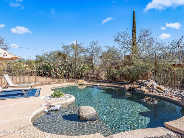 3560 E Wilds Road, Tucson, AZ 85739