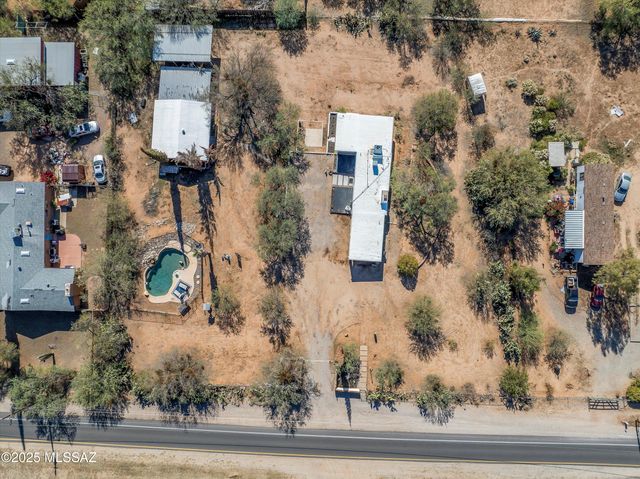 3560 E Wilds Road, Tucson, AZ 85739