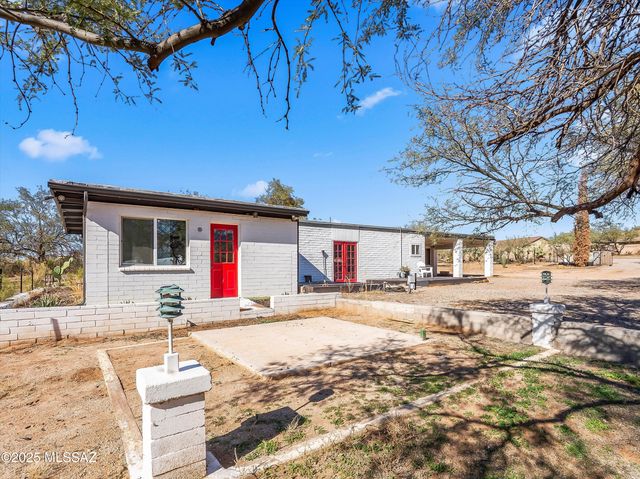3560 E Wilds Road, Tucson, AZ 85739