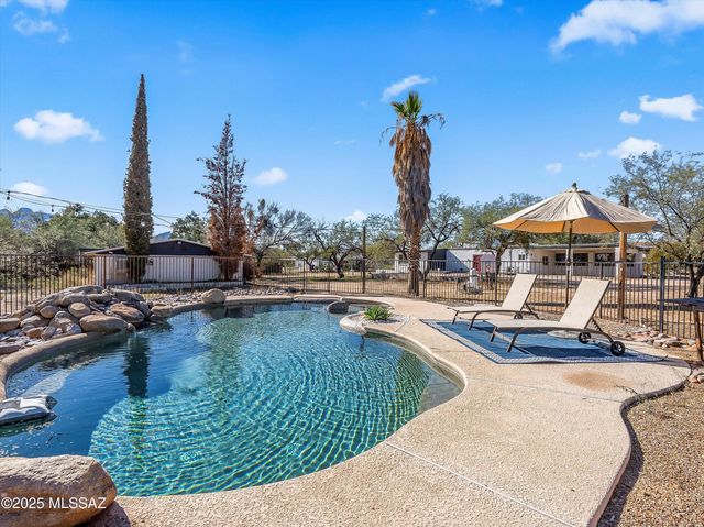 3560 E Wilds Road, Tucson, AZ 85739