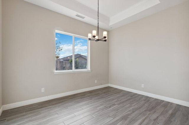 568 St Julien Drive, Madera, CA 93638