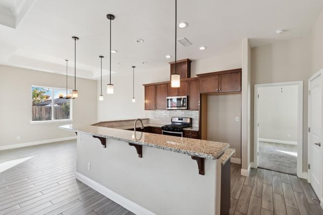 568 St Julien Drive, Madera, CA 93638