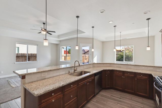 568 St Julien Drive, Madera, CA 93638