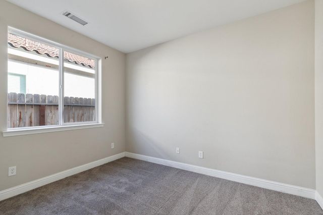 568 St Julien Drive, Madera, CA 93638