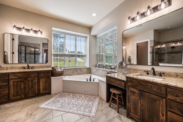 148 Claremont Drive, Ovilla, TX 75154