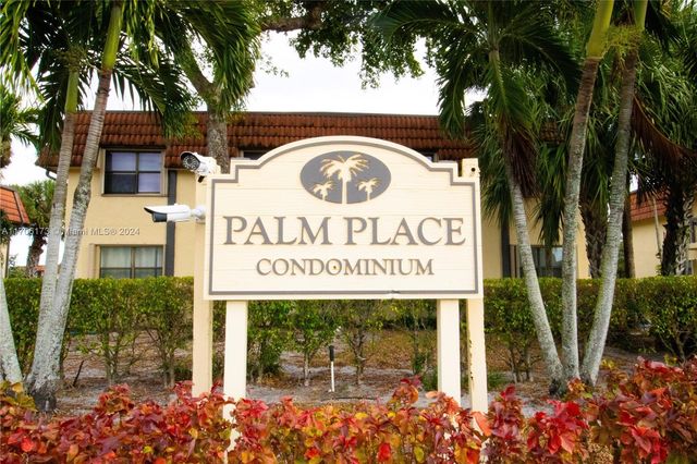 515 NW 100th Pl 203, Pembroke Pines, FL 33024