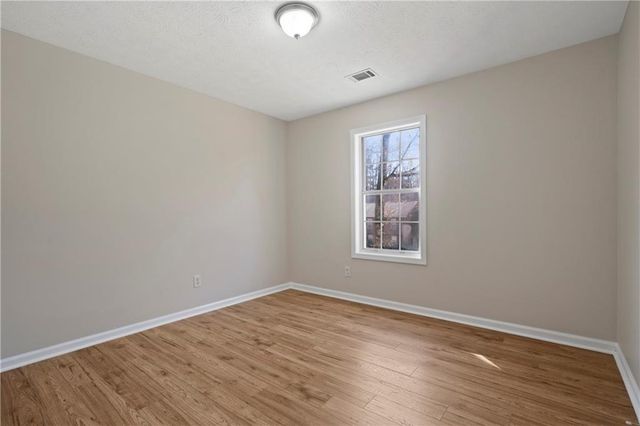 3323 Old Oaks Road, Buford, GA 30519