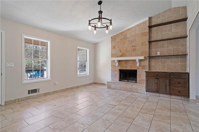 3323 Old Oaks Road, Buford, GA 30519