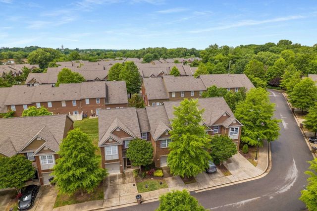 1021 Ashmore Dr, Nashville, TN 37211