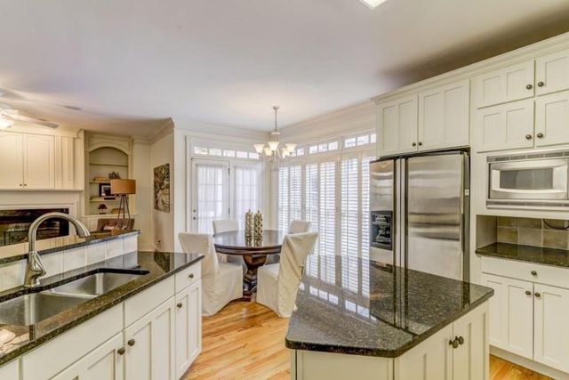 704 Longleaf Drive NE, Atlanta, GA 30342