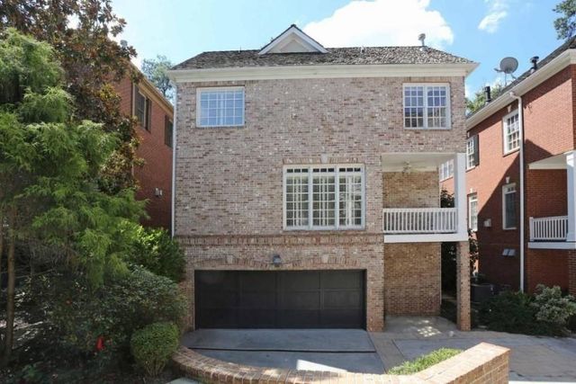 704 Longleaf Drive NE, Atlanta, GA 30342