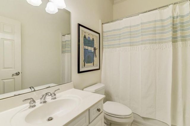 704 Longleaf Drive NE, Atlanta, GA 30342