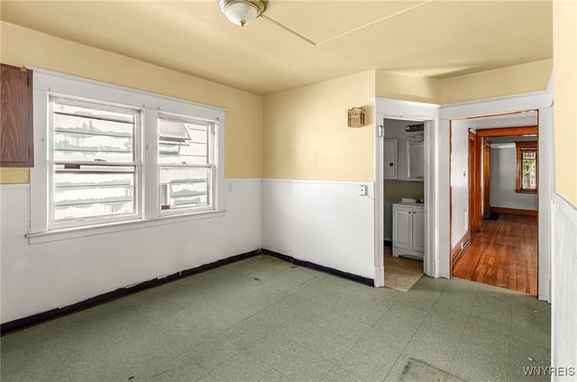 32 Schuele Avenue, Buffalo, NY 14215