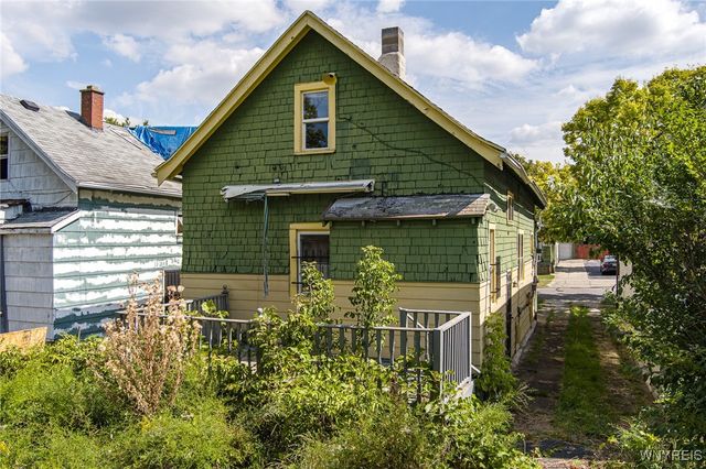 32 Schuele Avenue, Buffalo, NY 14215