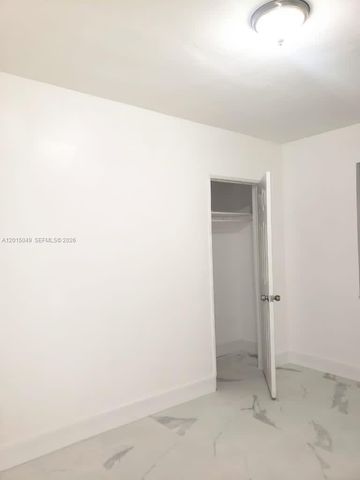 166 NW 68th Ter 166, Miami, FL 33150