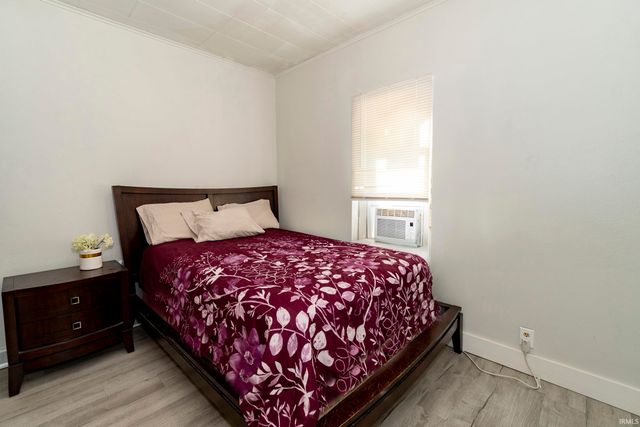 1131 Johnson Street, South Bend, IN 46628