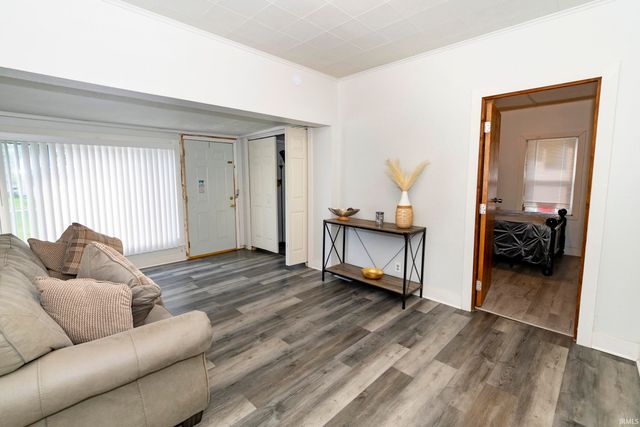 1131 Johnson Street, South Bend, IN 46628