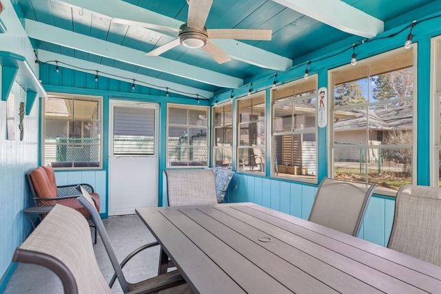 1988 Eldridge Avenue W, Roseville, MN 55113