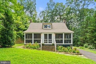 6441 MAIN ST, The Plains, VA 20198