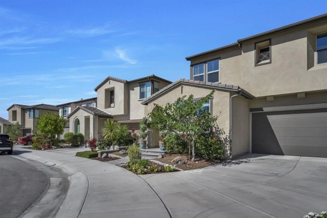 1845 Newton Ct, Escondido, CA 92026