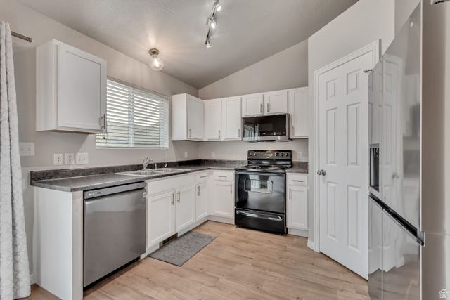 2368 E HITCHING POST DR, Eagle Mountain, UT 84005