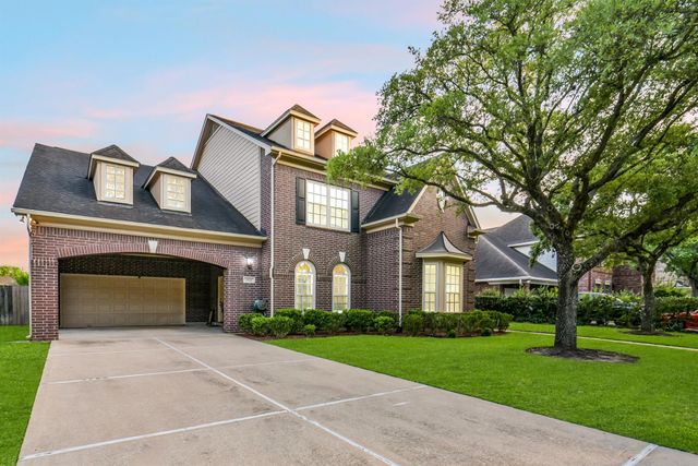 1522 Meadowstar Drive, Sugar Land, TX 77479