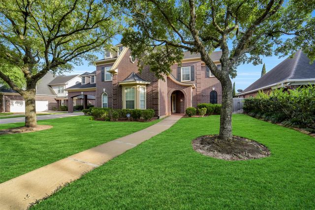 1522 Meadowstar Drive, Sugar Land, TX 77479