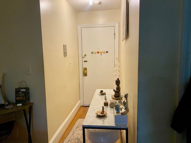 56 Park Vale 10, Boston, MA 02134