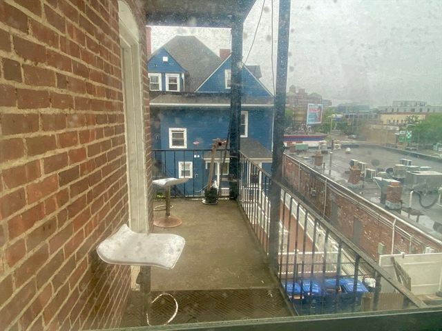 56 Park Vale 10, Boston, MA 02134