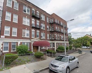 56 Park Vale 10, Boston, MA 02134