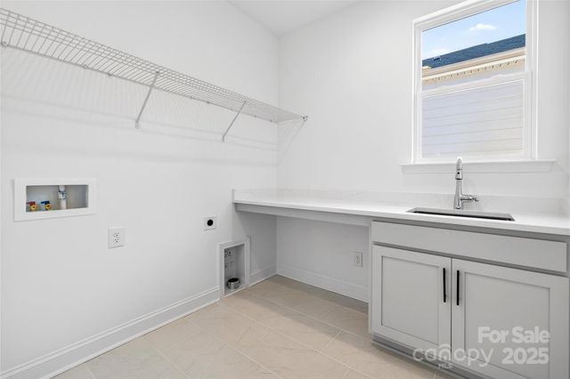 15613 Northcross Drive, Huntersville, NC 28078