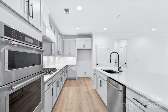 15613 Northcross Drive, Huntersville, NC 28078