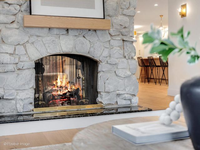 140 N Quincy Street, Hinsdale, IL 60521