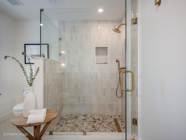 140 N Quincy Street, Hinsdale, IL 60521