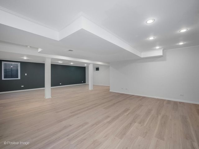 140 N Quincy Street, Hinsdale, IL 60521